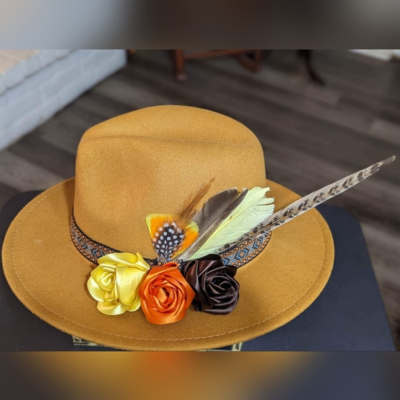 Custom hat - Picture 2 of 5